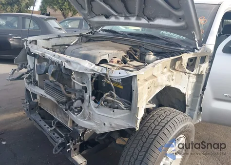 2010 Toyota Tacoma Base V6 from USA, damaged, VIN 3TMLU4EN1AM053785